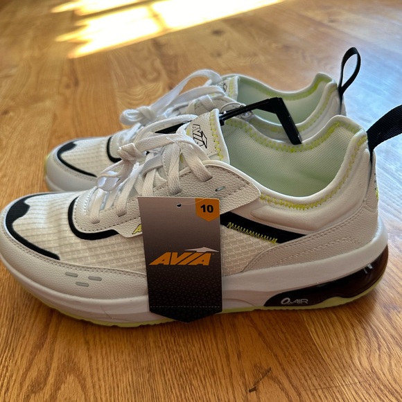 NWT Men’s Avia Sneakers - Picture 3 of 5